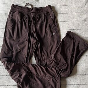 Lululemon Dance Studio Relaxed Fit Mid Rise Cargo Pant - Espresso size S